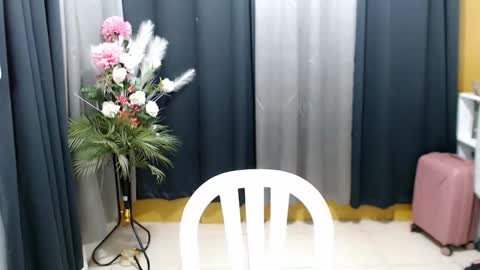 urasiancumgirl_ online show from 16, 5, 2026