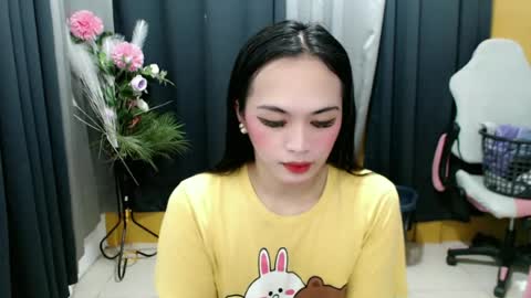 Snapshot of urasiancumgirl_ chatting on 18, 6, 2026 urasiancumgirl_ online show from 18, 6, 2026
