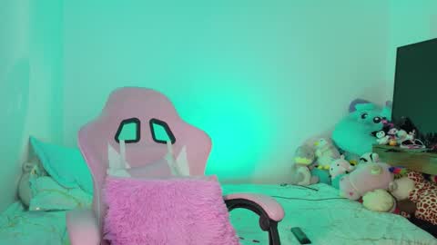 Danielle  online show from 19, 2, 2026