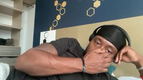 Snapshot of urbandick5 chatting on 14, 3, 2026 urbandick5 online show from 14, 3, 2026