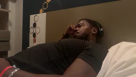 Snapshot of urbandick5 chatting on 16, 3, 2026 urbandick5 online show from 16, 3, 2026