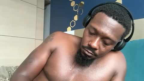 Snapshot of urbandick5 chatting on 31, 3, 2026 urbandick5 online show from 31, 3, 2026