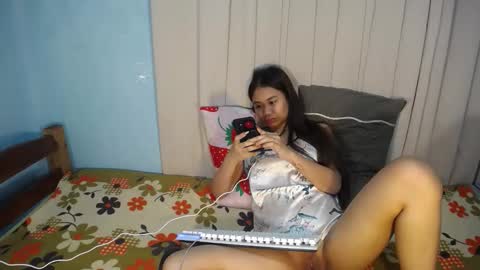 Urbbgurl lynxx  online show from 12, 3, 2026