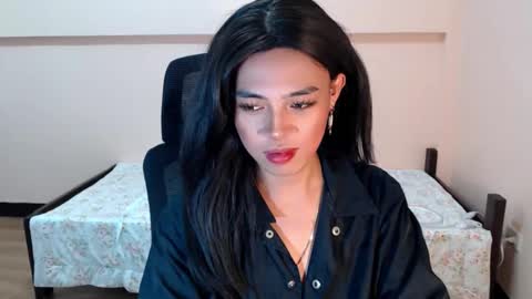 Snapshot of urbeautifulalexa chatting on 2, 5, 2026 Miss alexa online show from 2, 5, 2026