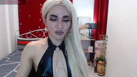 Snapshot of urcumgirlasiants chatting on 4, 3, 2025 KENDALL online show from 4, 3, 2025