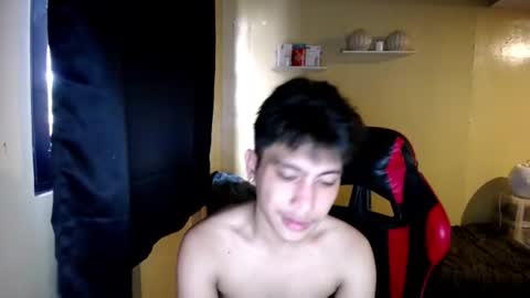 Snapshot of urcuteguy_jhonx chatting on 24, 7, 2026 Dannie online show from 24, 7, 2026