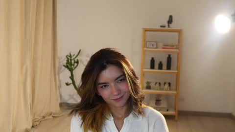 Linda Restrepo online show from 6, 12, 2024