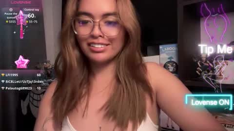 urdimplegurl online show from 2, 6, 2026