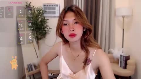 Snapshot of urdreamgirl_mika27 chatting on 28, 4, 2026 MIKA online show from 28, 4, 2026