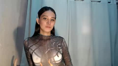 stephanie online show from 18, 4, 2026