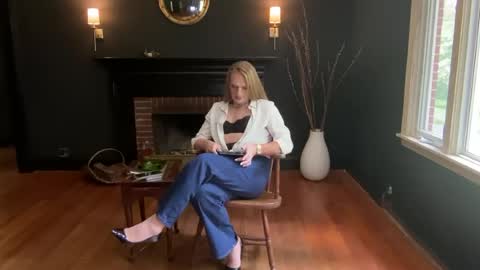 UrFemmeAddiction online show from 21, 7, 2026