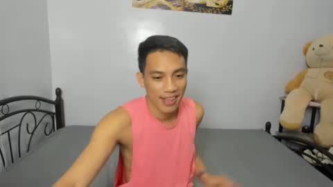 urfucker_vinz online show from 14, 1, 2026