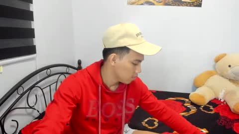 urfucker_vinz online show from 14, 4, 2026