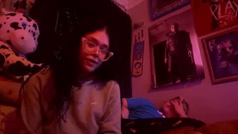urfxvecouplee online show from 8, 10, 2025