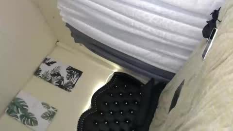 Snapshot of urgirljen chatting on 19, 2, 2026 amara online show from 19, 2, 2026