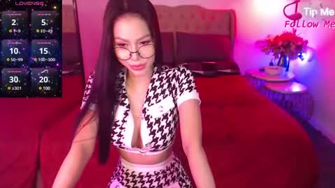 Snapshot of urgoddessofsex chatting on 22, 1, 2025 angela online show from 22, 1, 2025