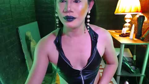 queen norelle online show from 21, 10, 2025