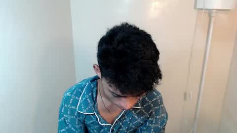 Snapshot of urhotfuckingass chatting on 17, 6, 2026 richard online show from 17, 6, 2026