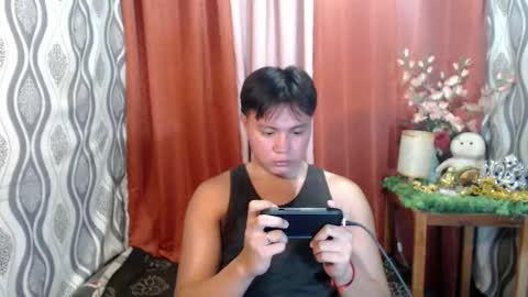 Snapshot of urhunky_ivan chatting on 27, 12, 2024 urhunky_ivan online show from 27, 12, 2024