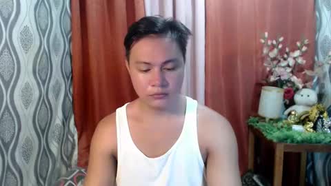 Snapshot of urhunky_ivan chatting on 4, 2, 2025 urhunky_ivan online show from 4, 2, 2025