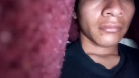 Uriel sgueme en ig  online show from 3, 12, 2024