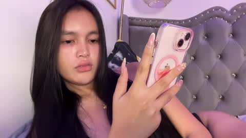 Amira online show from 8, 11, 2025