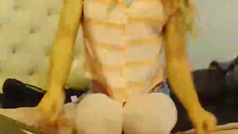 Snapshot of urlittleslut427128 chatting on 17, 11, 2025 command me online show from 17, 11, 2025