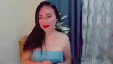 urlovely_che online show from 12, 7, 2026