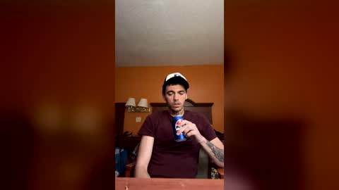 Snapshot of urmomscuddlebuddy chatting on 2, 7, 2026 sexysk8rboi online show from 2, 7, 2026
