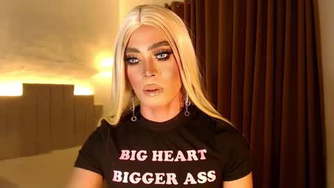 Snapshot of urnauthy_ciliaxxx chatting on 4, 2, 2025 cecilia online show from 4, 2, 2025