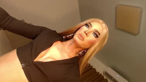 Snapshot of urnauthy_ciliaxxx chatting on 10, 2, 2025 cecilia online show from 10, 2, 2025