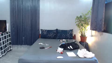 Snapshot of urpinoyasianx chatting on 2, 2, 2026 Mel online show from 2, 2, 2026