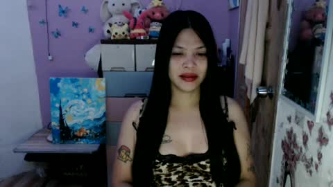 Snapshot of urpreciouspinayxxx chatting on 25, 6, 2026 hi im kim online show from 25, 6, 2026