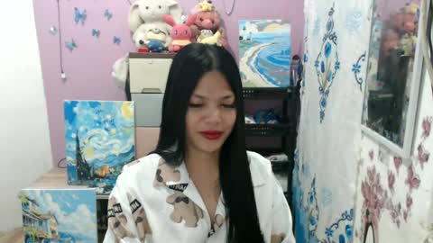 Snapshot of urpreciouspinayxxx chatting on 23, 7, 2026 hi im kim online show from 23, 7, 2026