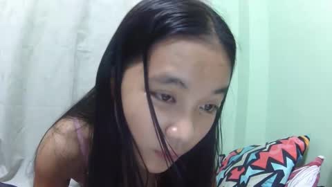 Urskinnygirl4u18 - ROSE ROOM online show from 7, 3, 2025