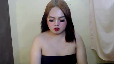 Snapshot of urslut_max chatting on 26, 4, 2026 maxie online show from 26, 4, 2026