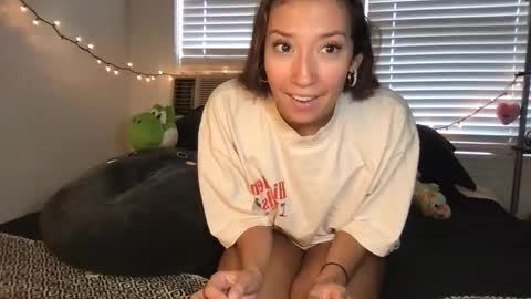 Lily online show from 1, 10, 2025