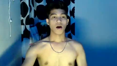 ursweetie_boy online show from 15, 7, 2026