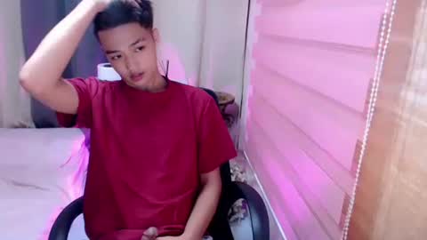 Snapshot of urtwinkjinwoo chatting on 23, 10, 2025 JC online show from 23, 10, 2025