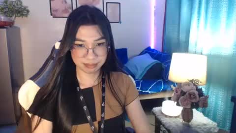 Ashley Kate Mateo Gray online show from 25, 12, 2024