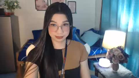 Ashley Kate Mateo Gray online show from 30, 1, 2025