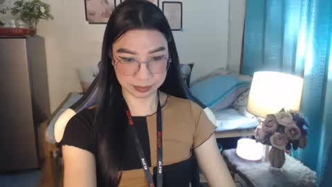 Ashley Kate Mateo Gray online show from 12, 2, 2025