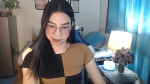Ashley Kate Mateo Gray online show from 12, 3, 2025