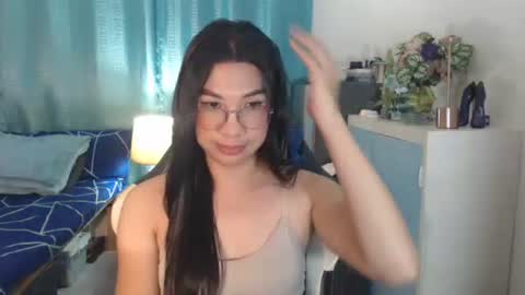 Ashley Kate Mateo Gray online show from 6, 10, 2025