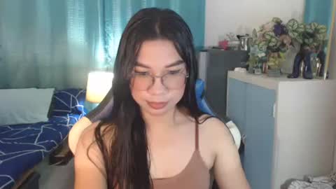 Ashley Kate Mateo Gray online show from 22, 10, 2025