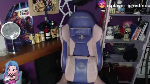 --Lucy-- online show from 4, 3, 2025