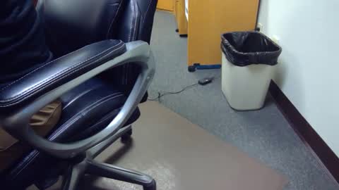 Snapshot of useemie chatting on 23, 12, 2024 useemie online show from 23, 12, 2024