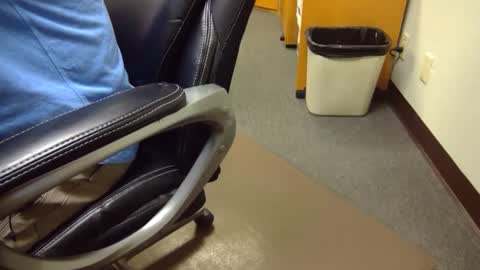 Snapshot of useemie chatting on 11, 2, 2025 useemie online show from 11, 2, 2025