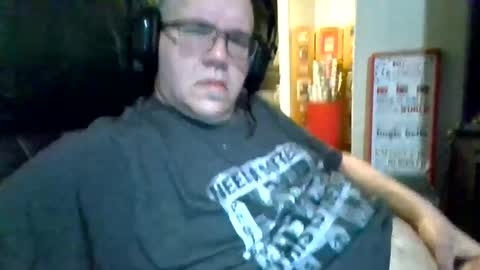 Snapshot of usstarr1 chatting on 4, 1, 2025 usstarr1 online show from 4, 1, 2025