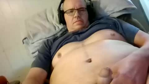 Snapshot of usstarr1 chatting on 17, 10, 2025 usstarr1 online show from 17, 10, 2025